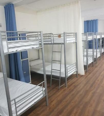 Albergue Turistico La Peregrina Οβιέδο Εξωτερικό φωτογραφία