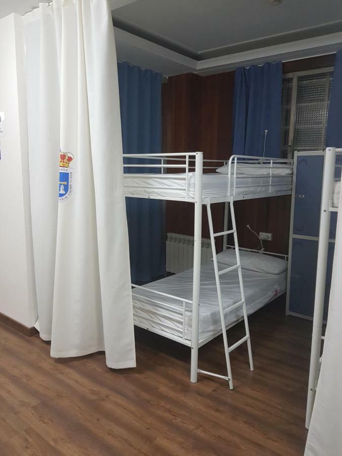 Albergue Turistico La Peregrina Οβιέδο Εξωτερικό φωτογραφία